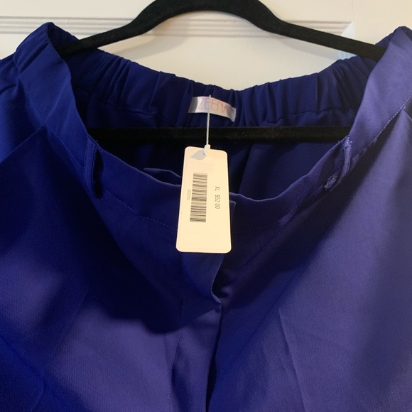 Zeena - Picture 2 of 3